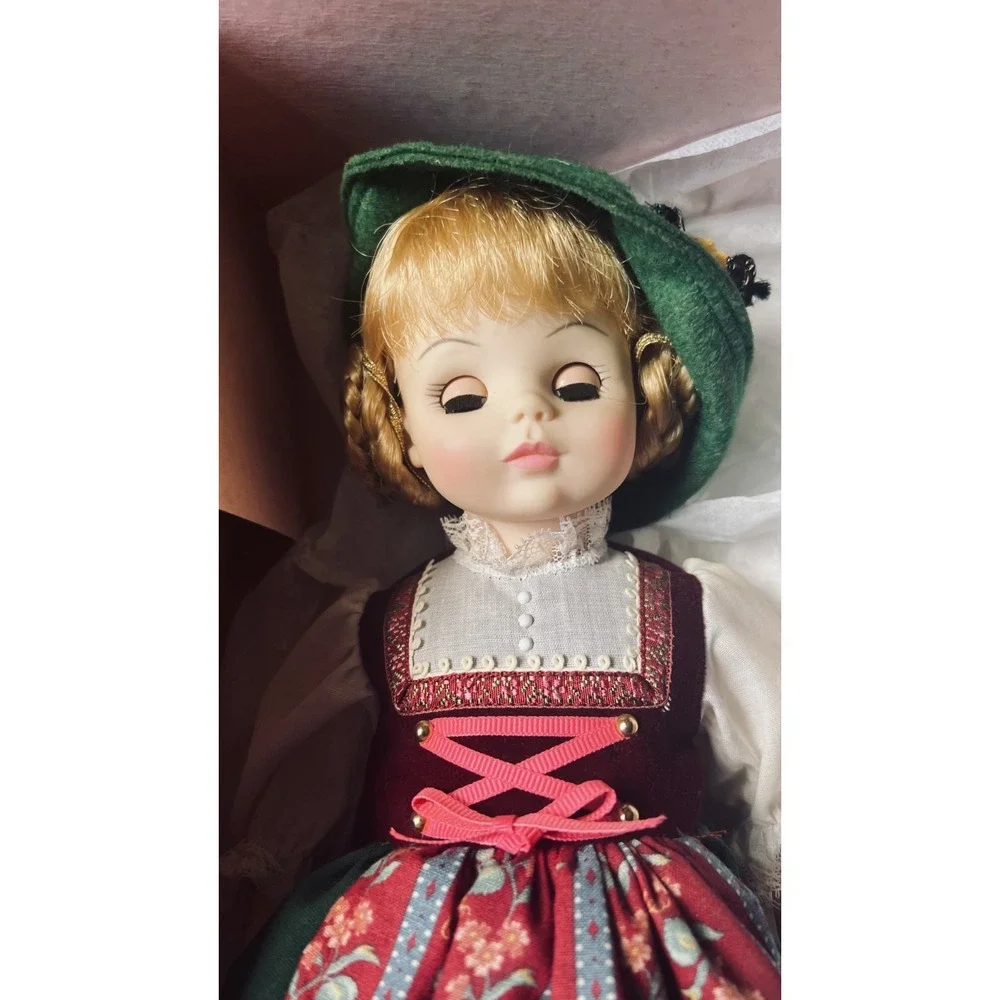 Madame Alexander Heidi Doll Girls 8 Inch Green Red Swiss Dirndl Outfit 1580‎